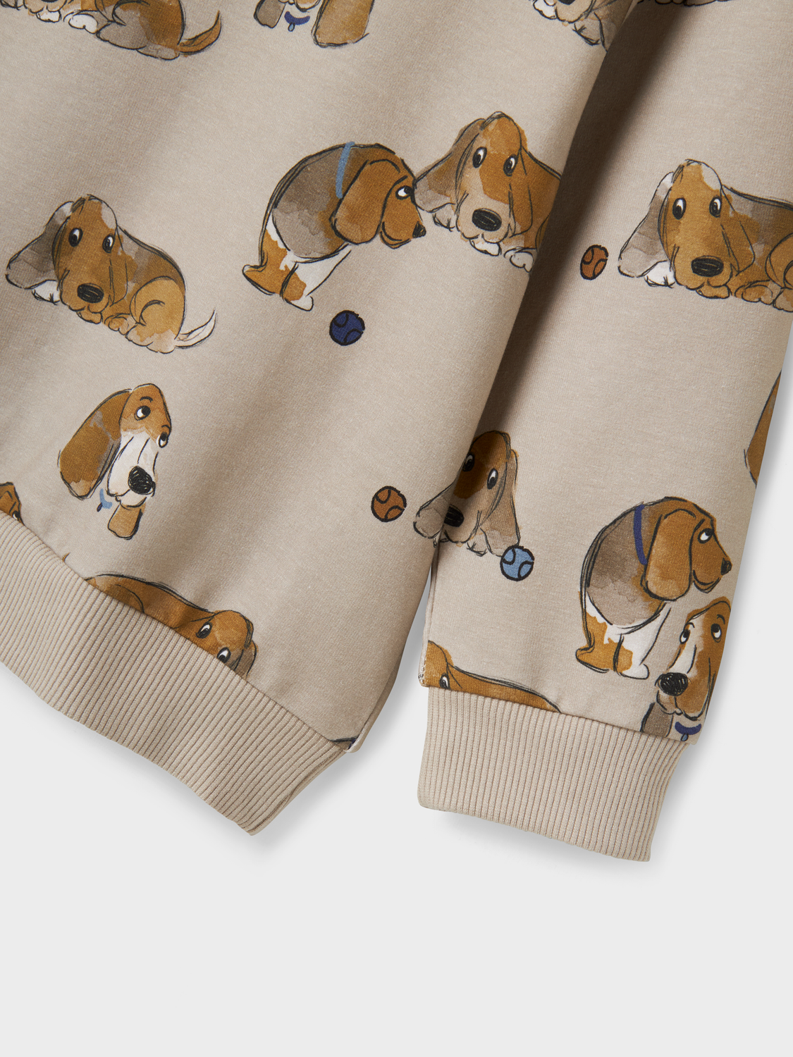 model_shot-front_full